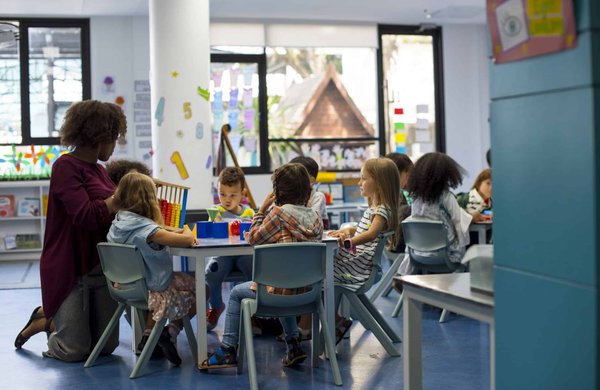 Confiez vos enfants à la crèche mam pour un développement sûr